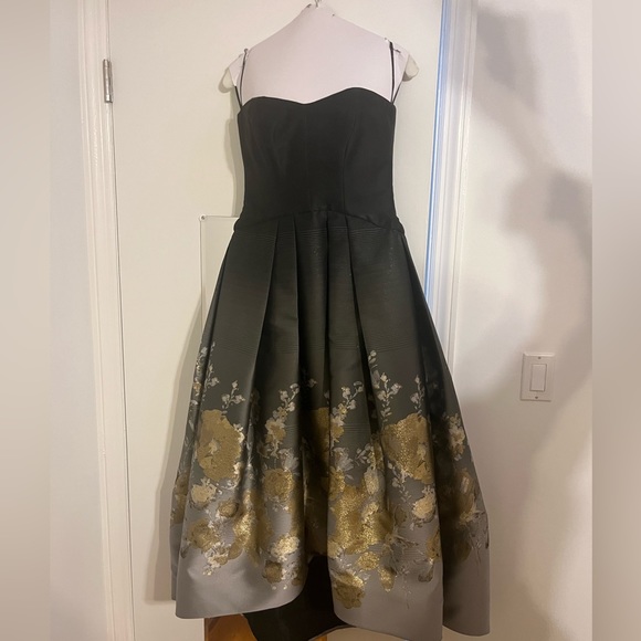 ALEX TEIH EVENING GOWN - Picture 3 of 5